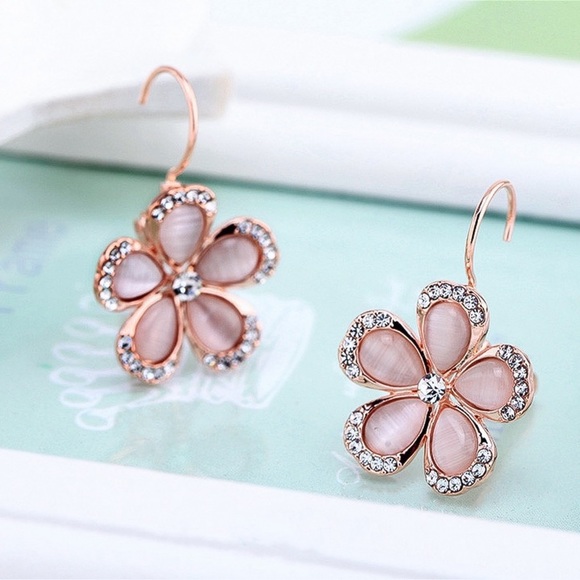 2/$20! Pink Pearlescent Flower Lever Back Earrings - Picture 5 of 8